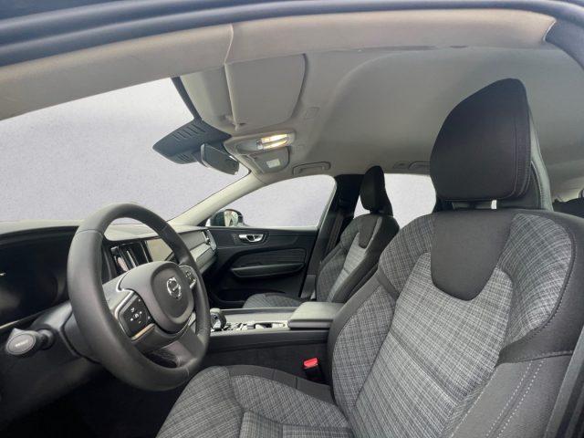 VOLVO XC60 B4 (d) AWD automatico Core