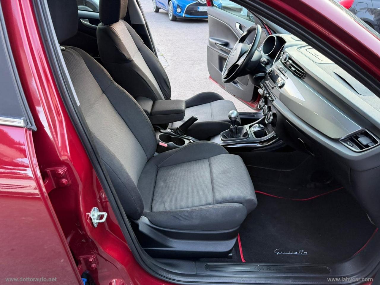 ALFA ROMEO Giulietta 1.6 JTDm-2 105 CV Distinctive