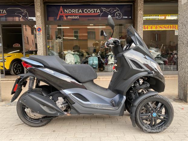 Piaggio MP3 cc 300 HPE anno 2022 km 5000