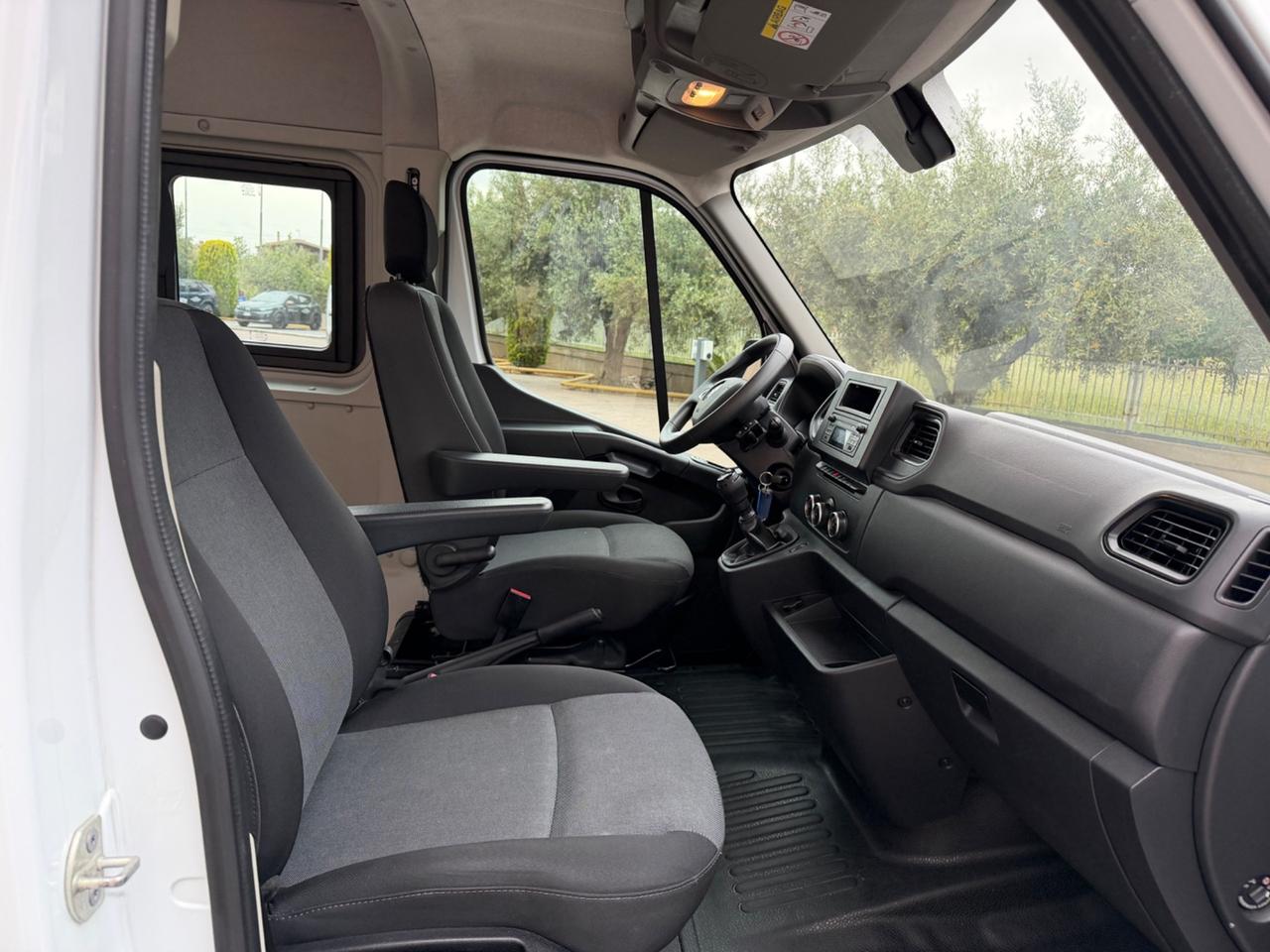 Renault Master T35 2.3 dCi 150 9 Posti Minibus