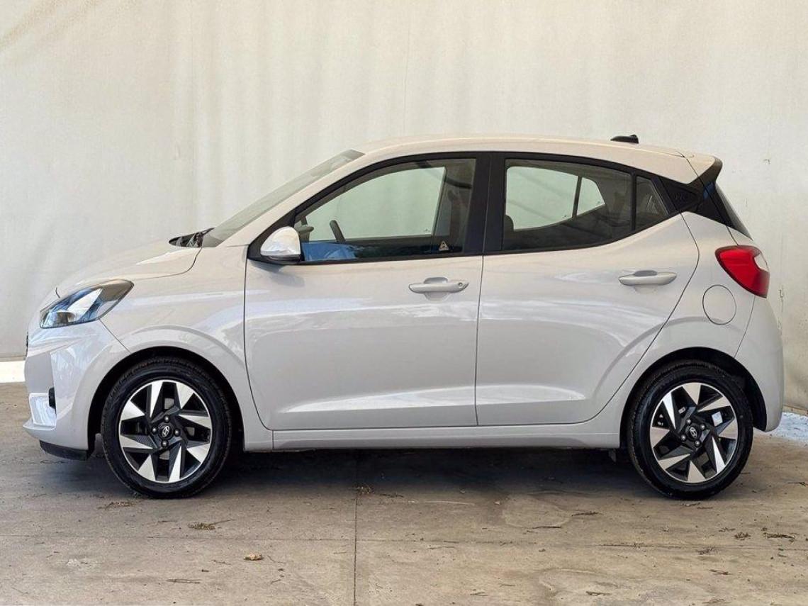 HYUNDAI i10 1 0 mpi connectline navi pack