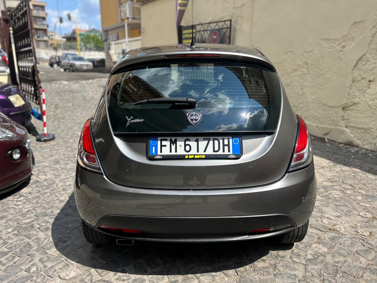 Lancia Ypsilon 1.3 MJT 16V 95 CV 5 porte S&S Silver