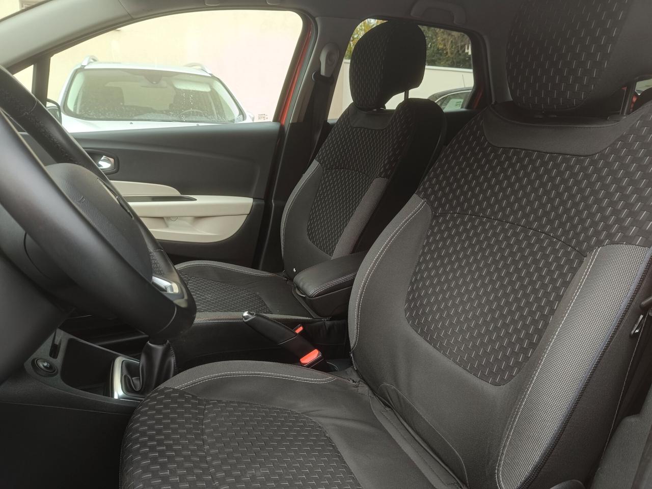 Renault Captur 1.2 TCe 120 CV Zen