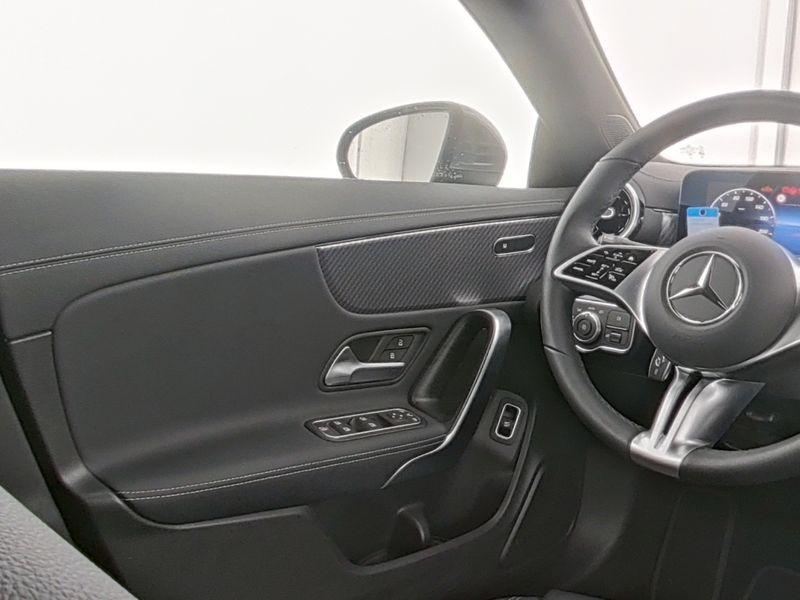 Mercedes-Benz 180 Automatic Progressive Advanced