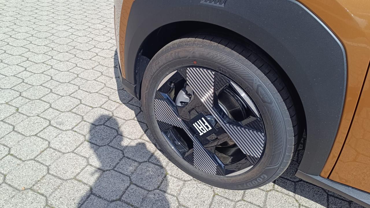 FIAT GRANDE PANDA IBRIDA LA PRIMA