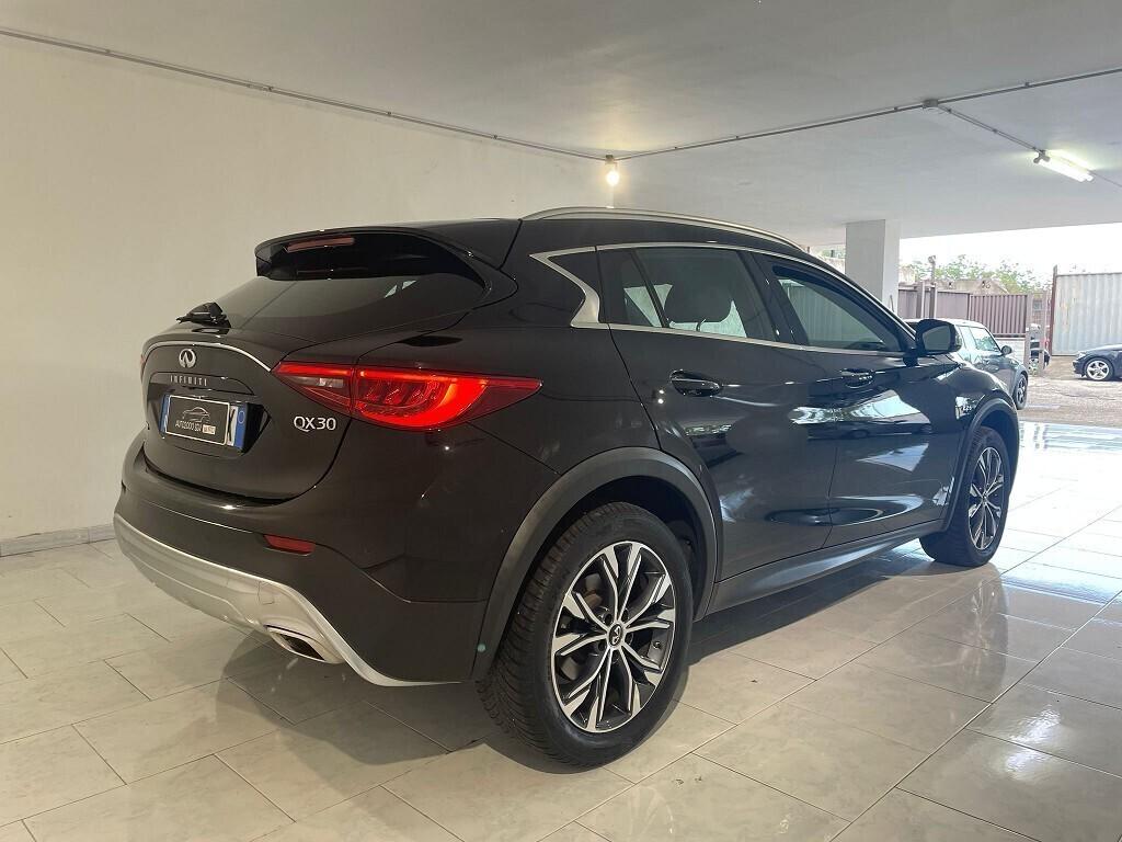 INFINITI QX30 2018 2.2 D 170 CV 4X4 PREMIUM TECH