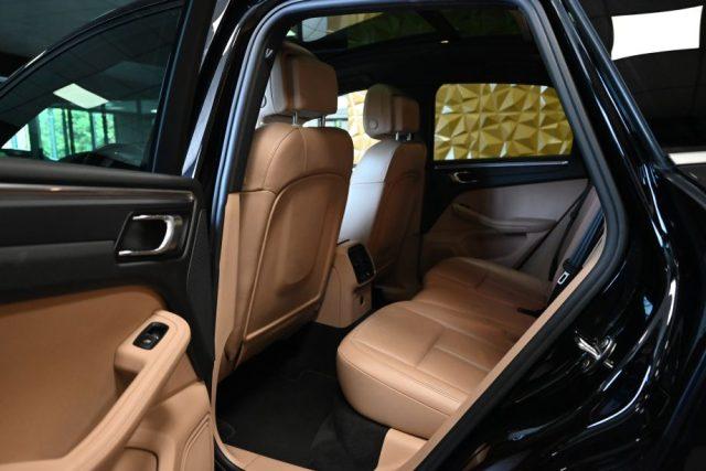 PORSCHE Macan 2.0 PDK PCM TETTO LED 21"SED.18 VIE SCARICHI FULL!