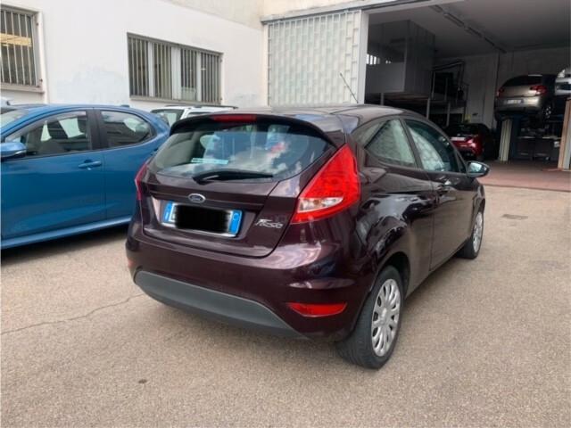 Ford Fiesta 1.2 16v Titanium NEOPATENTATI