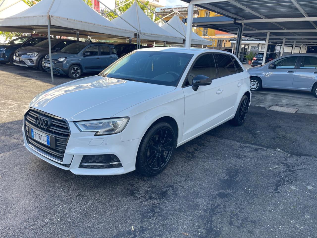 Audi A3 SPB 2.0 TDI S tronic Sport (IDENTITY BLACK)