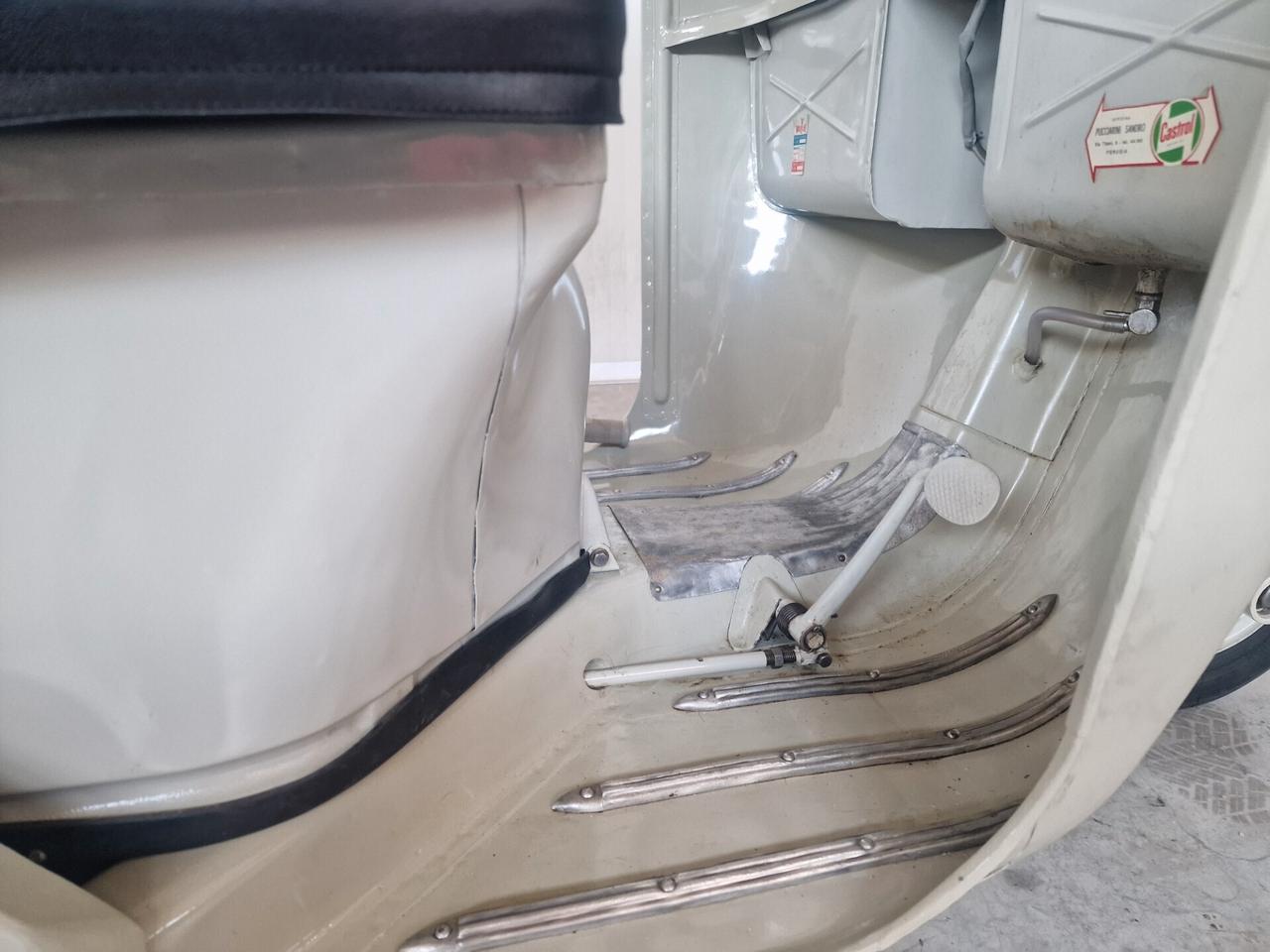 Piaggio Ape Raro Calessino AC1