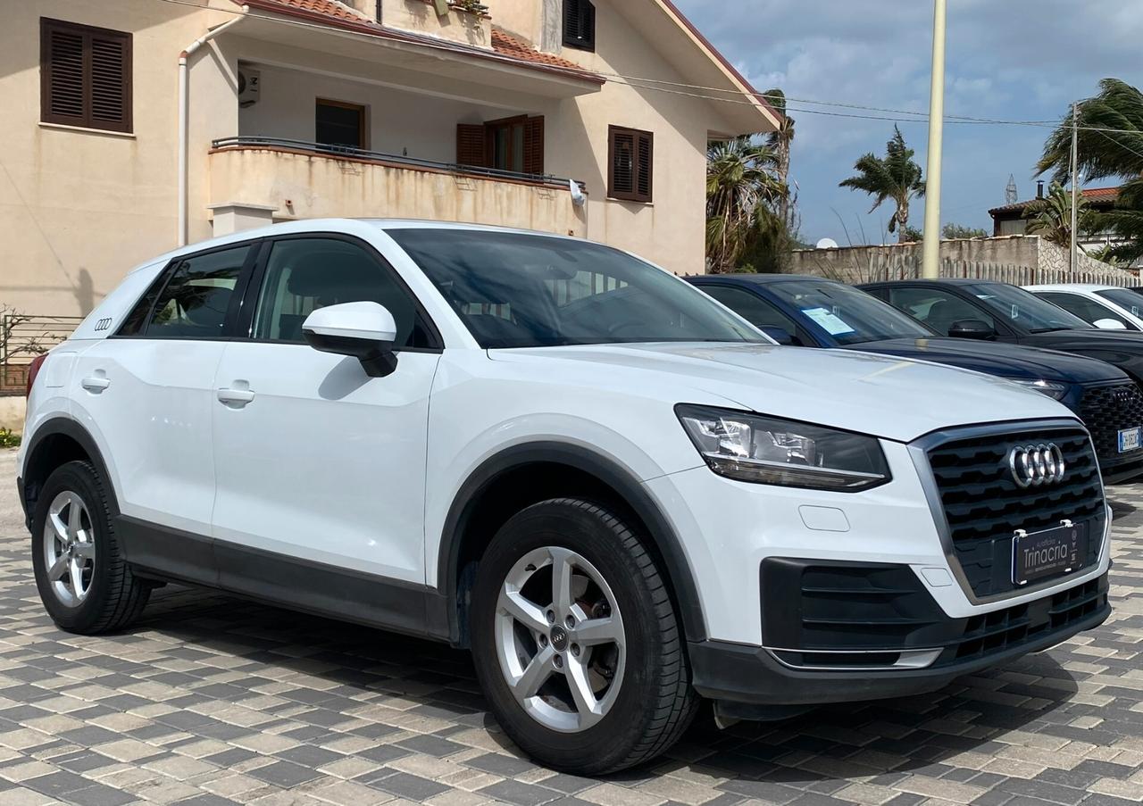 Audi Q2 Business 1.6 TDI 116CV s-tronic