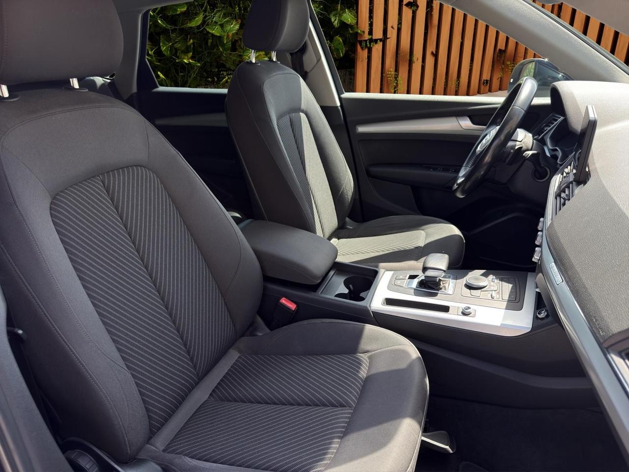 Audi Q5 2.0 TDI quattro S tronic Business Sport