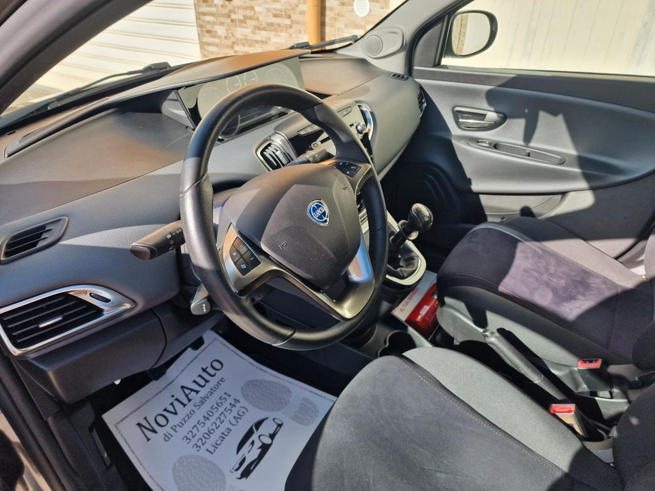 Lancia Ypsilon 1.2 benzina 70cv 5POSTI
