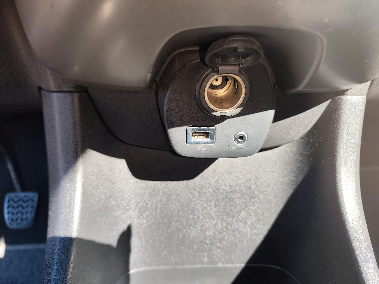 Citroen C1 VTi 68 5 porte Shine