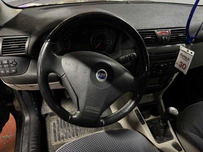FIAT Stilo 1.6i 16V 5 porte Dynamic