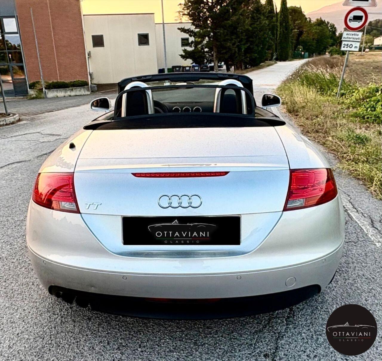 Audi TT 2000tsfi COME NUOVA