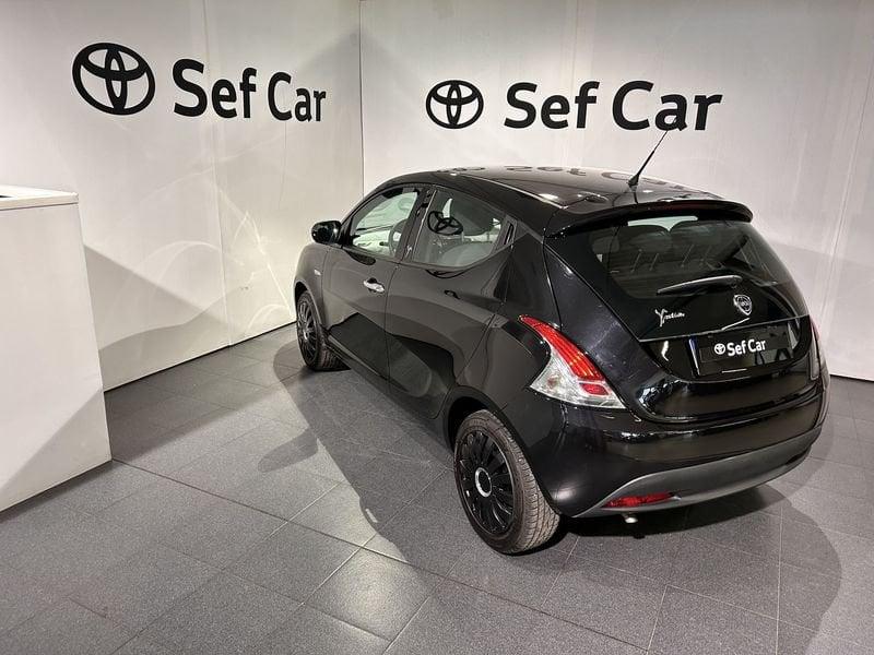 Lancia Ypsilon 1.2 69cv 5 Porte Silver