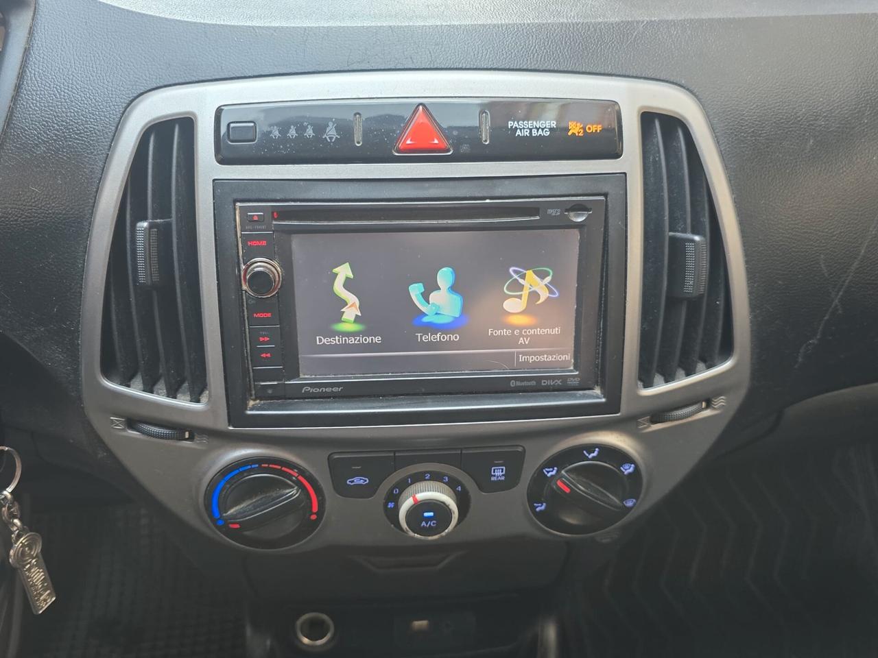 Hyundai i20 1.1 CRDi 5p. Sound Edition - Doppio treno di gomme