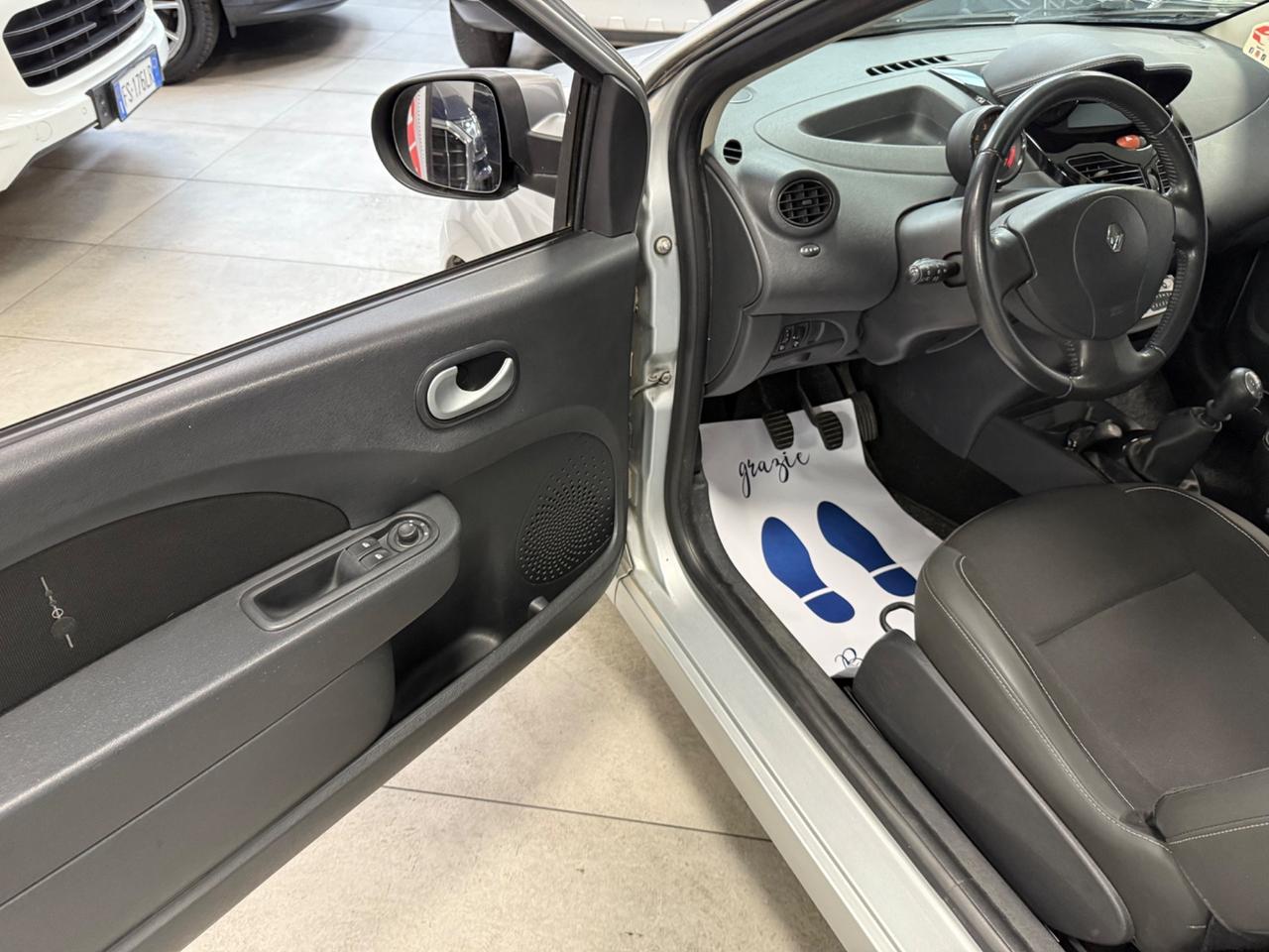 Renault Twingo 1.2 16V Wave 75CV Ok Neopatentati