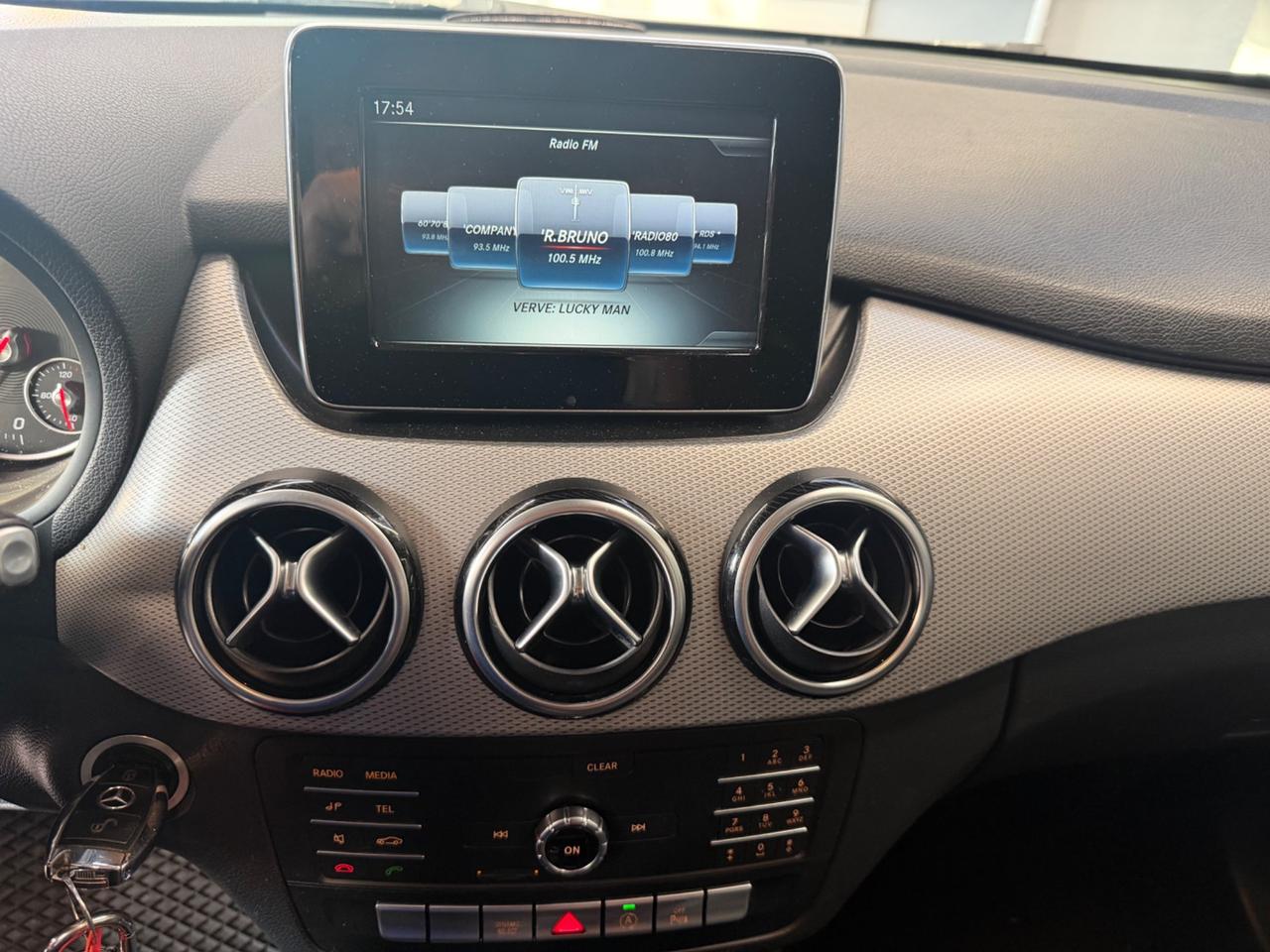 Mercedes-benz B 180 d Automatic Business