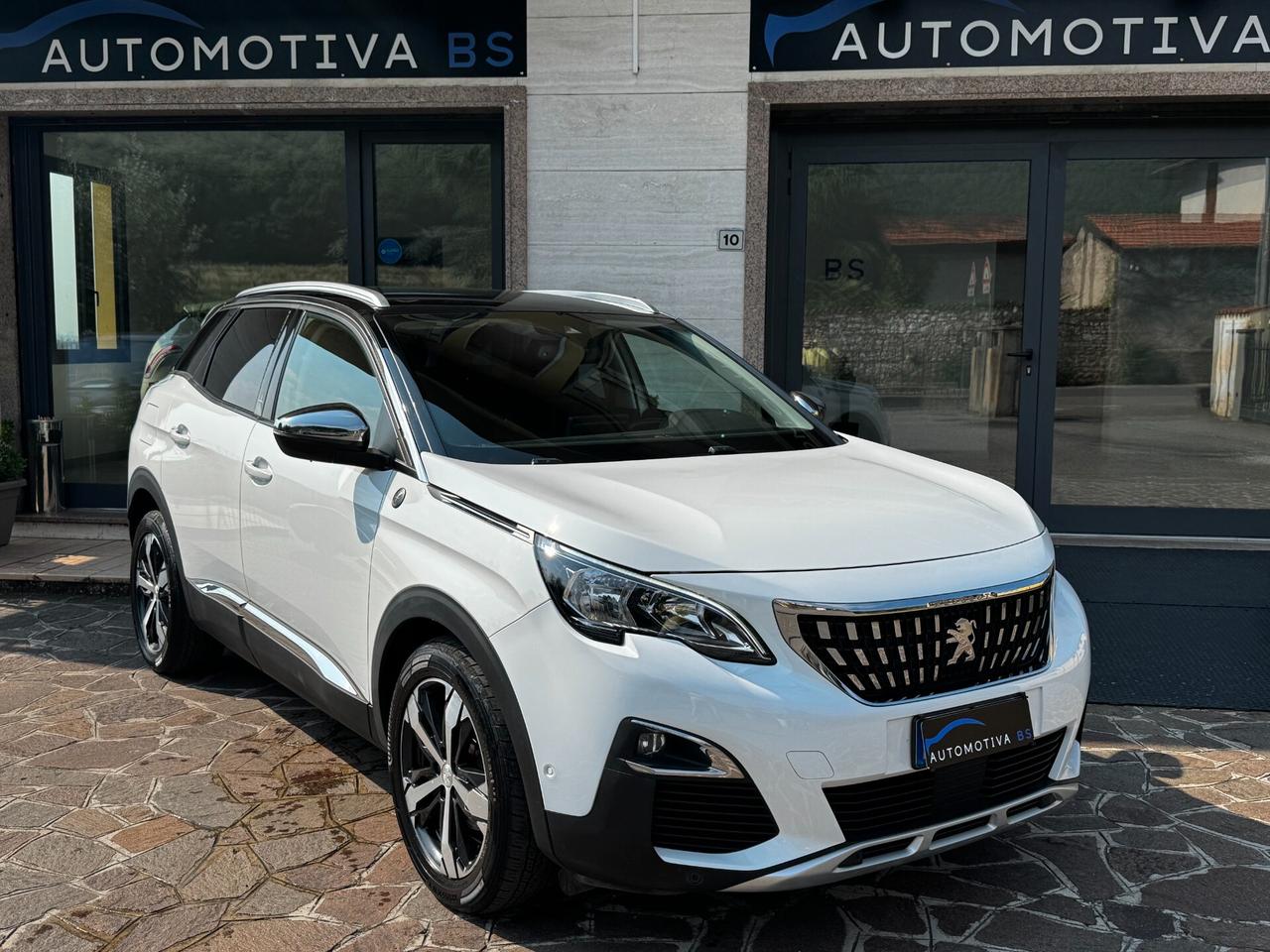Peugeot 3008 BlueHDi 130 S&S EAT8 Crossway
