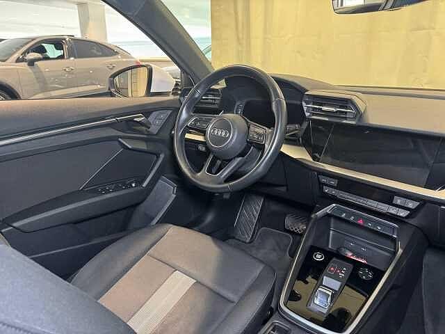 Audi A3 SPB 30 g-tron S tronic Business Advanced