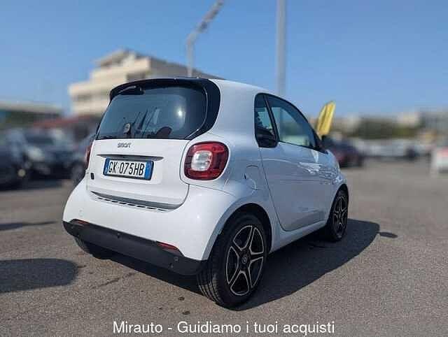 Smart fortwo EQ Pulse - VISIBILE IN VIA TIBURTINA 1064