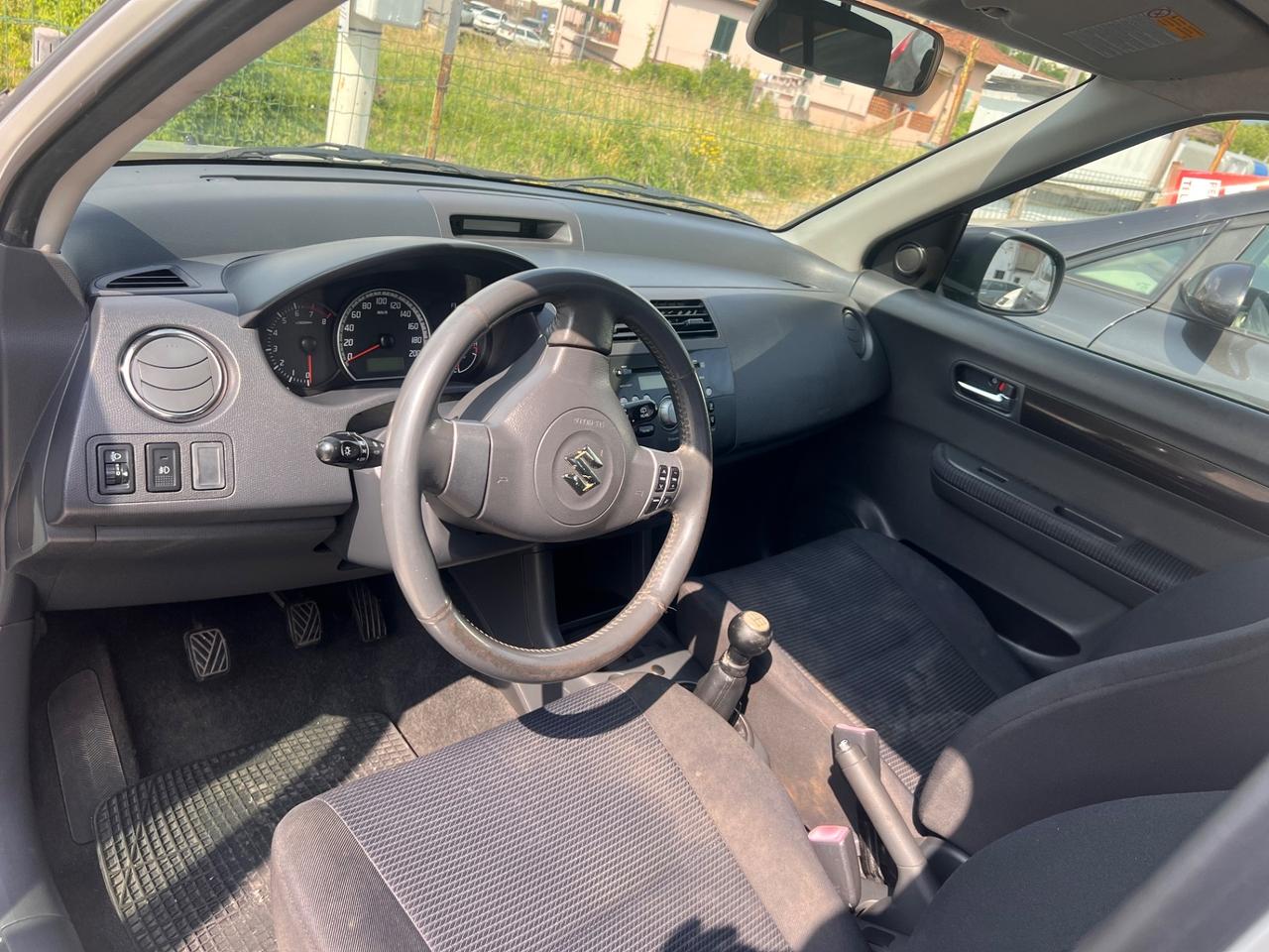 Suzuki Swift 1.3 4x4 5p. GL
