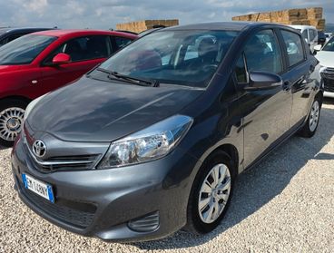 Toyota Yaris 1.0 5 porte Active