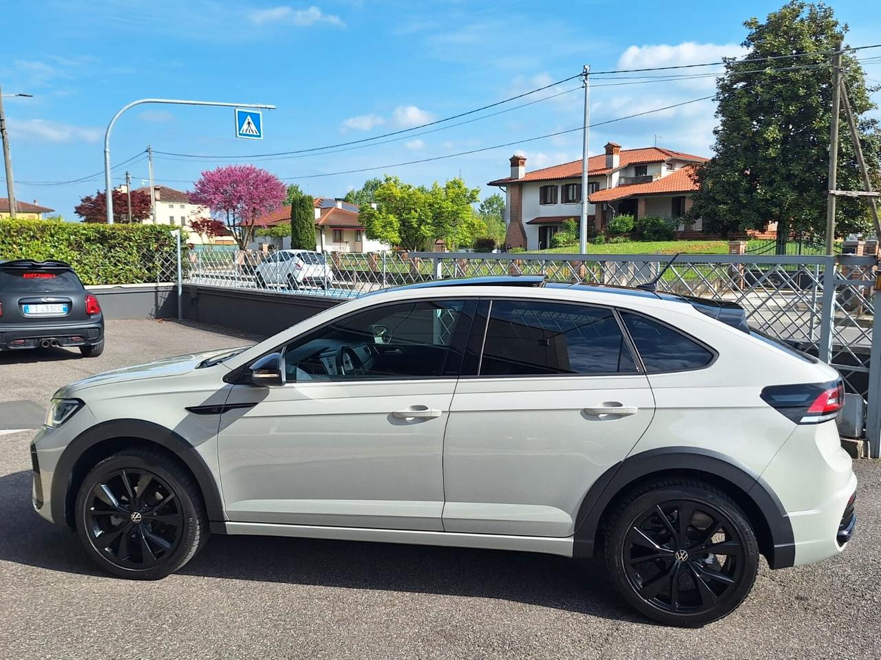 Volkswagen Taigo 1.0 TSI 110 CV R-Line