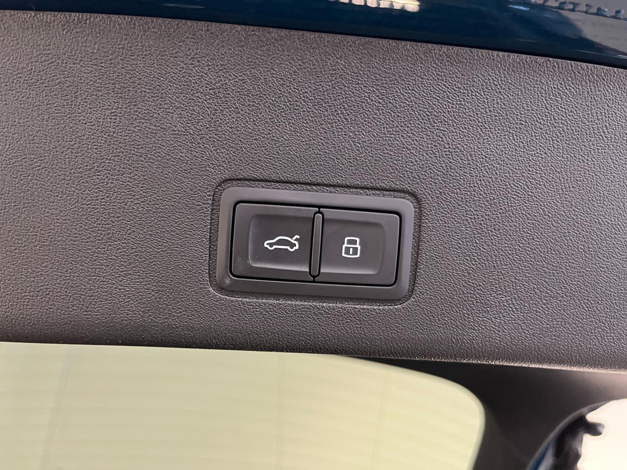 AUDI Q3 SPORTBACK E-HYBRID S-TRONIC S-LINE