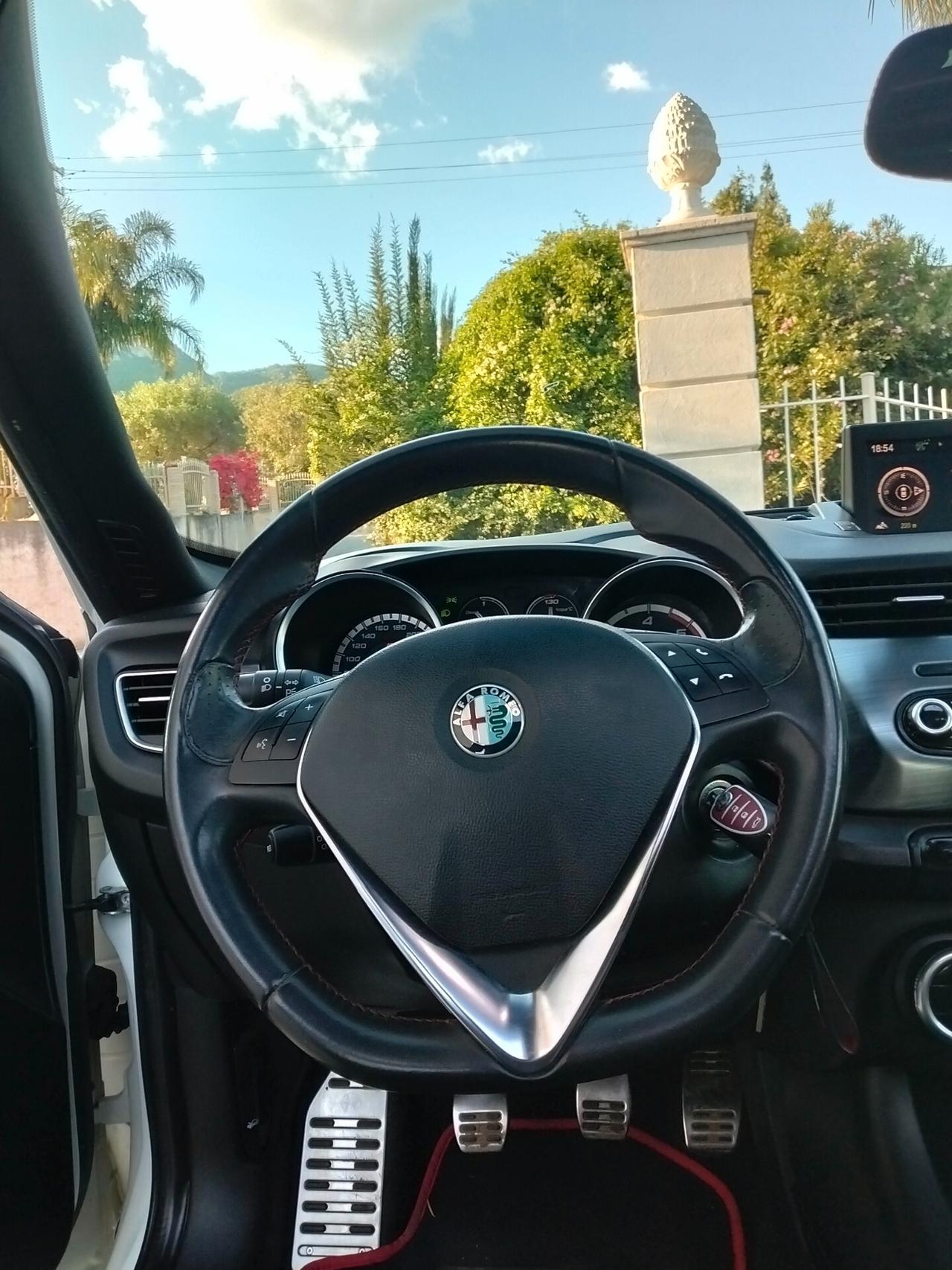 Alfa Romeo Giulietta 1.6 JTDm-2 105 CV Distinctive