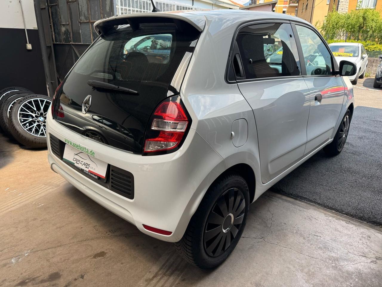 Renault Twingo 1.0 SCe Wave neo patentati