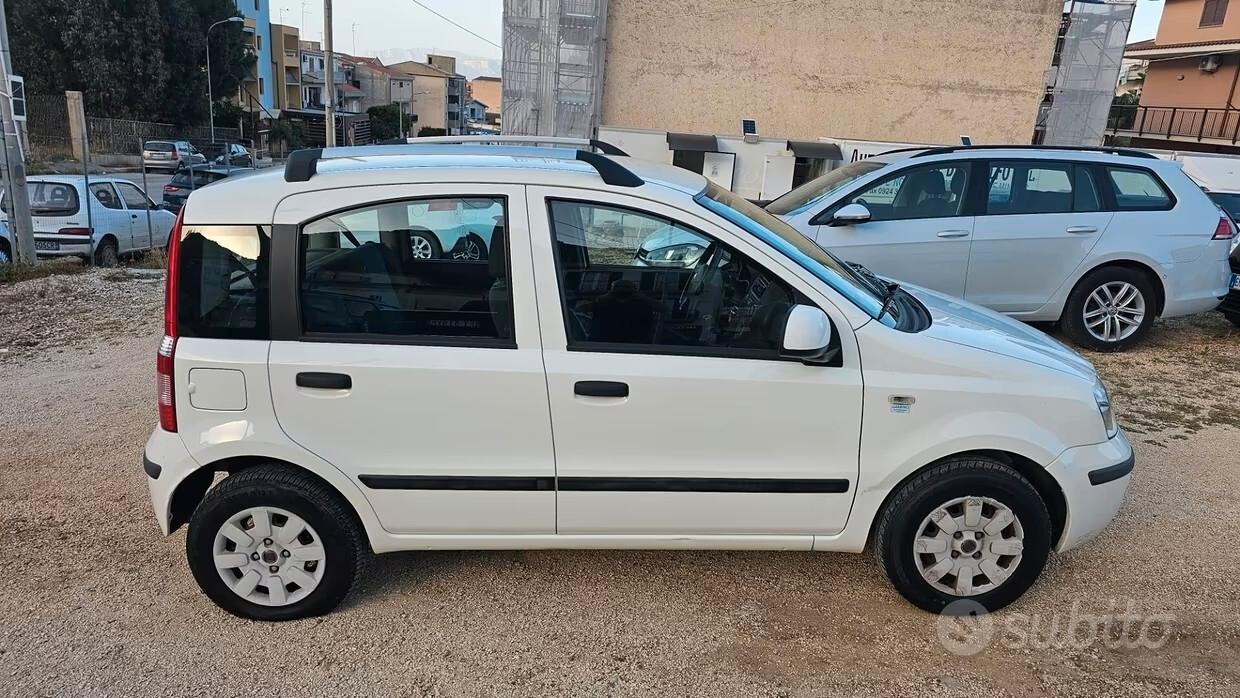 Fiat Panda 1.2 60 CV GPL 2010 Active € 3.000,00 X NEO PATENTATI