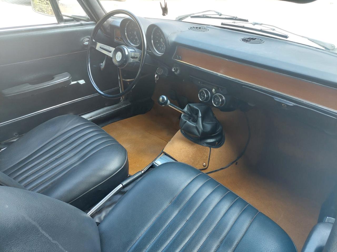 Alfa Romeo GT Junior 1.3 scalino