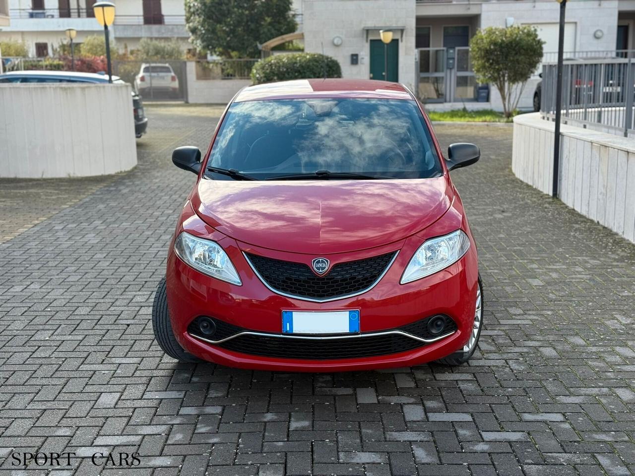 Lancia Ypsilon 1.2 69 CV 5 porte Gold , NEOPATENTATI