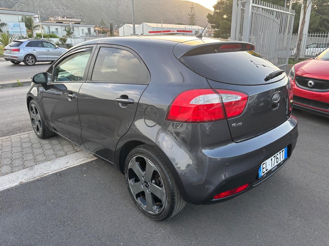 Kia Rio 1.1 CRDi WGT 5p. EX PLUS