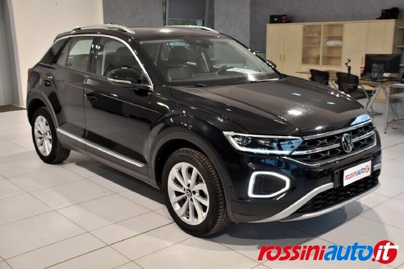VOLKSWAGEN T-ROC 1.0 TSI 110 CV STYLE + TECH PACK - REARVIEW 2XCL