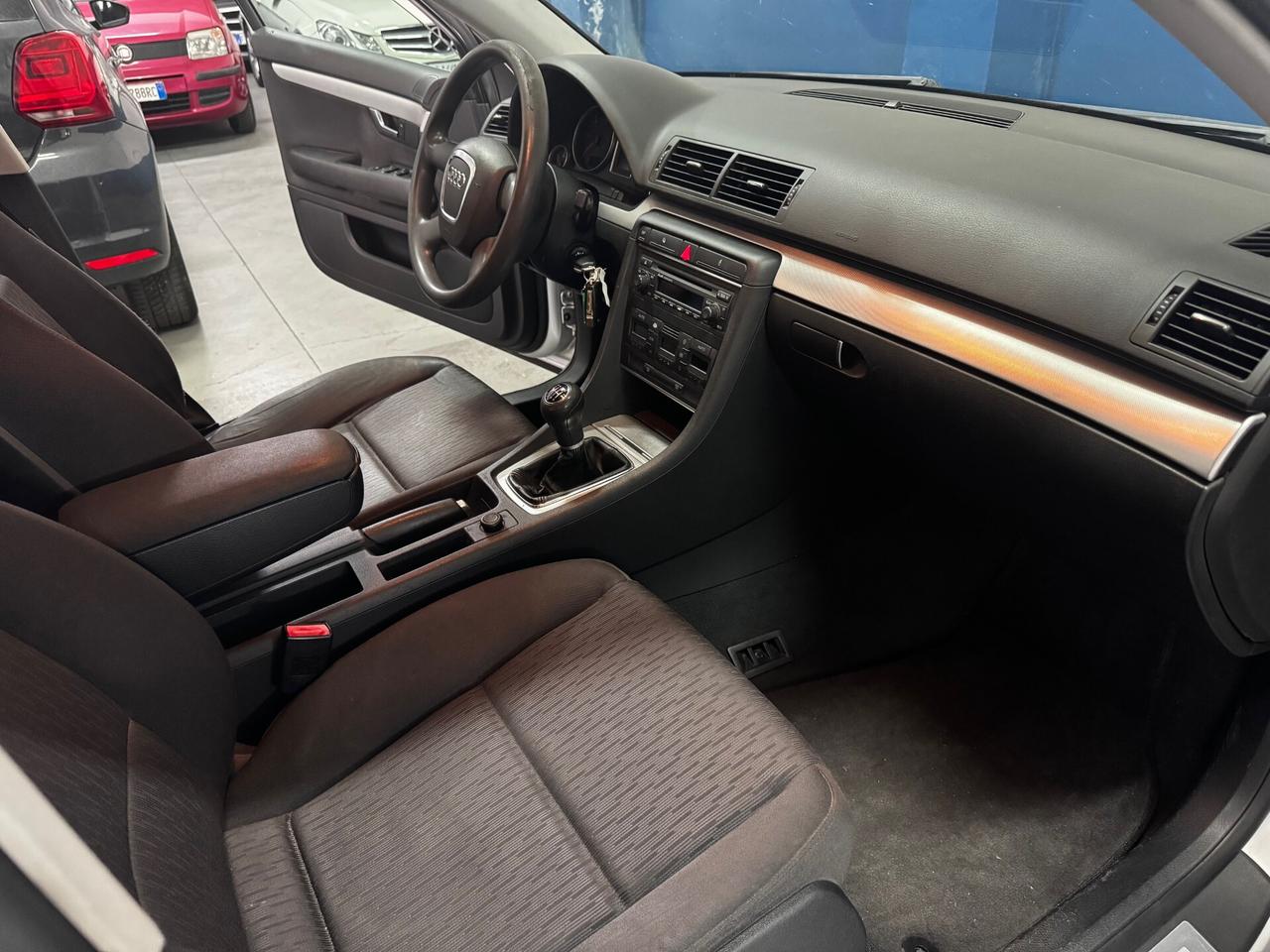 Audi A4 2.0 16V TDI Avant 140 cv