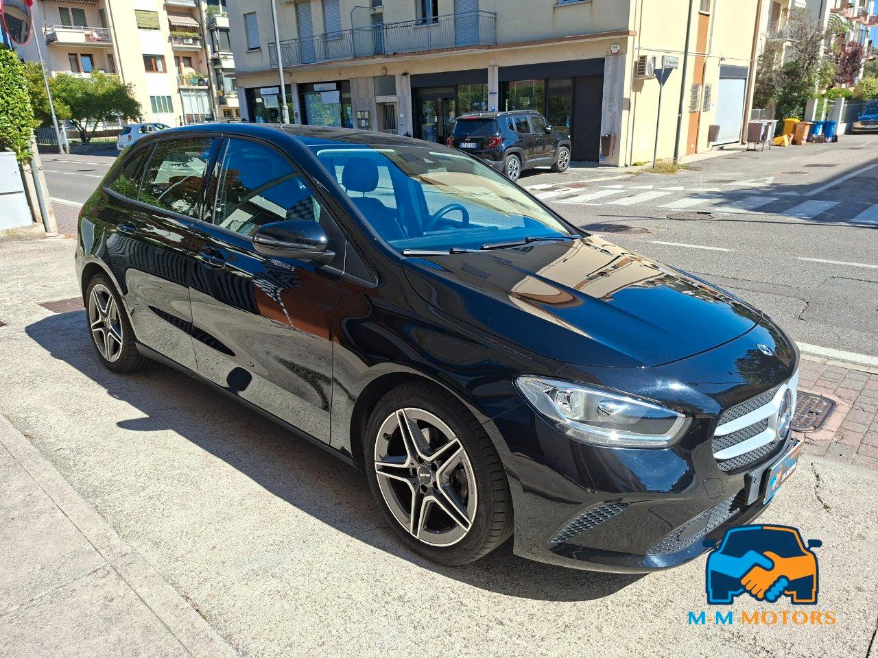 Mercedes B 180 D Premium