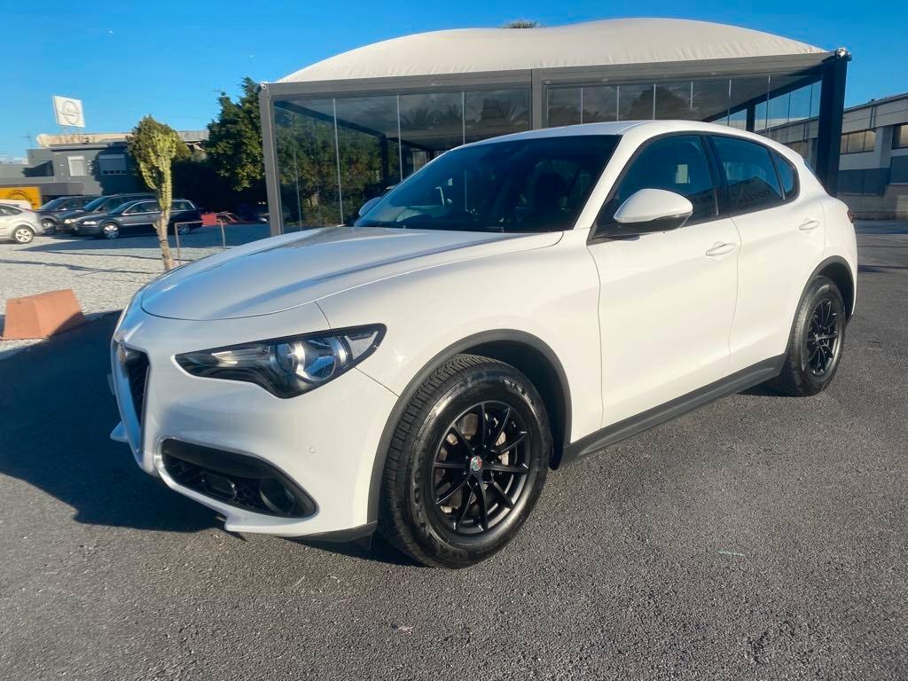 Alfa Romeo Stelvio 2.2 Turbodiesel 160 CV AT8 RWD Business