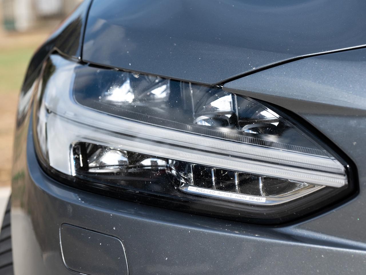 Volvo V90 D4 AWD Geartronic Inscription
