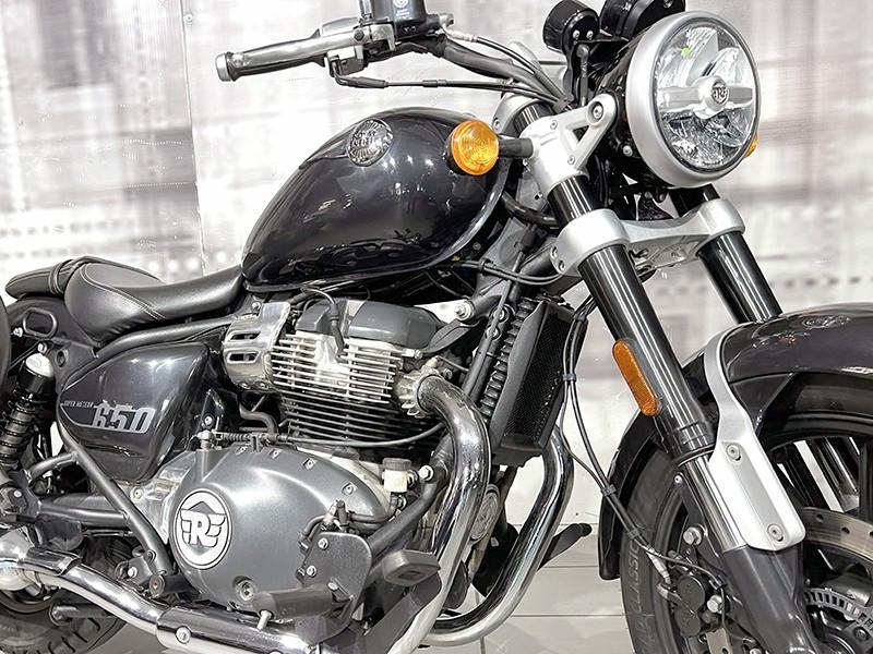 Royal Enfield Super Meteor 650