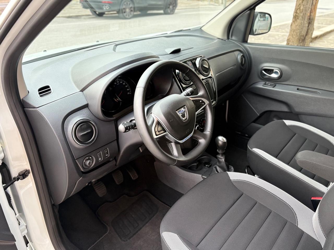 Dacia Lodgy STEPWAY 1.5dCi 7 POSTI AUTOCARRO N1