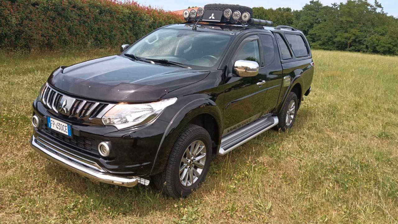 Mitsubishi L200 2.4 DI-D/181CV Double Cab Intense Hp Mivec SDA