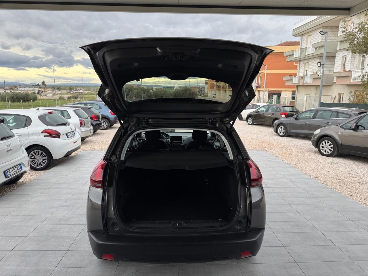 Peugeot 2008 PureTech 82 S&S Style