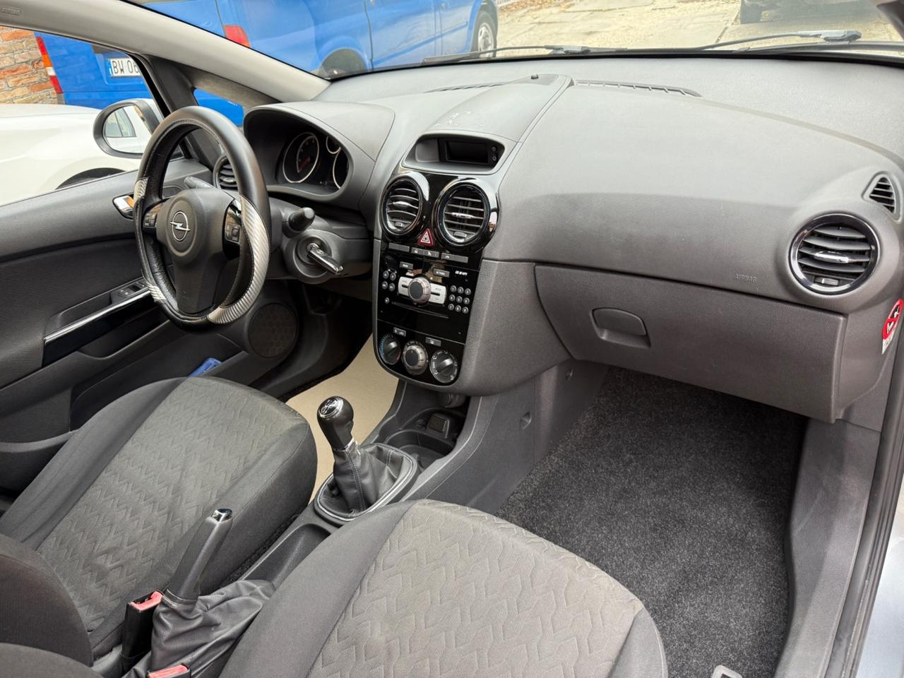 Opel Corsa 1.2 85CV 5 porte GPL-TECH Edition