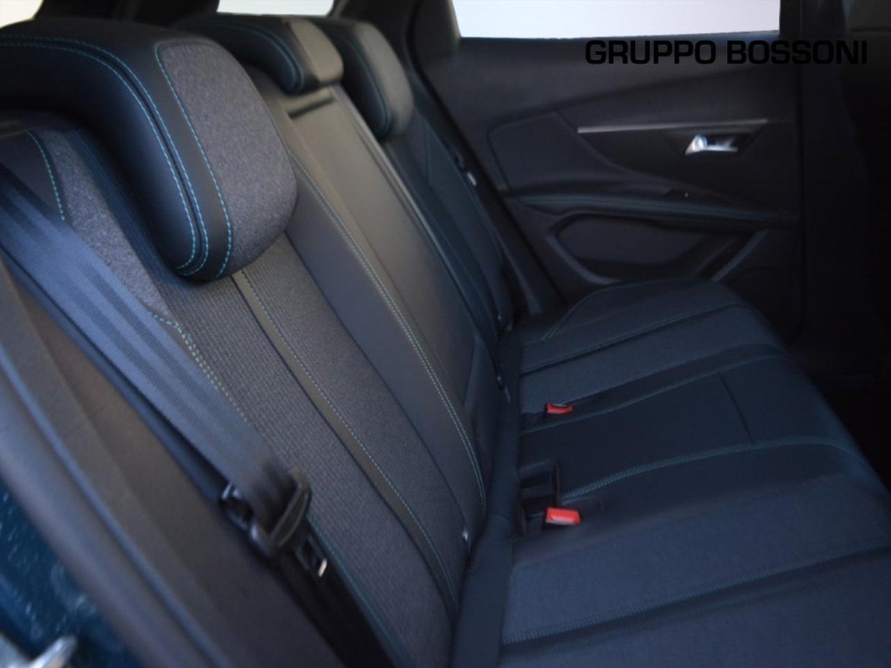 Peugeot 3008 1.6 hybrid phev 225cv allure pack e-eat8