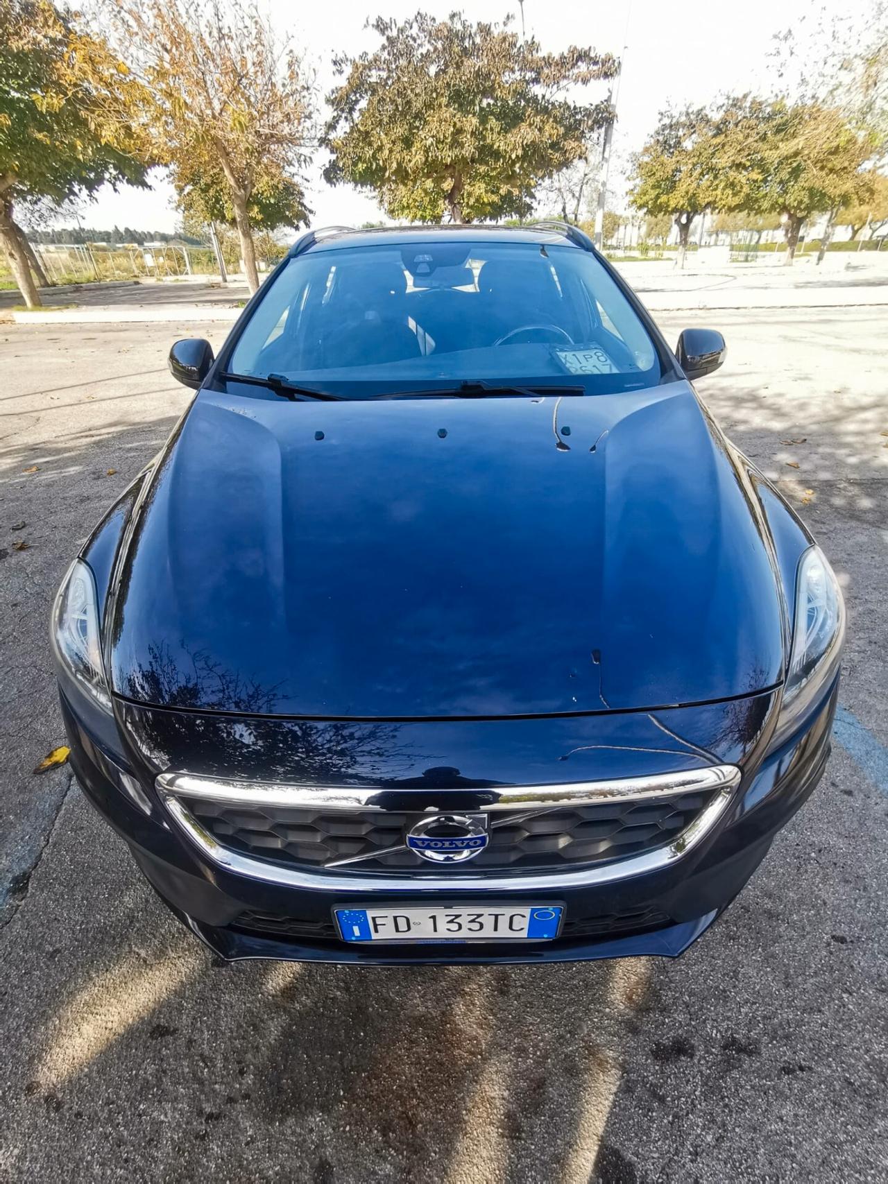 Volvo V40 Cross Country D2 Summum - 2016