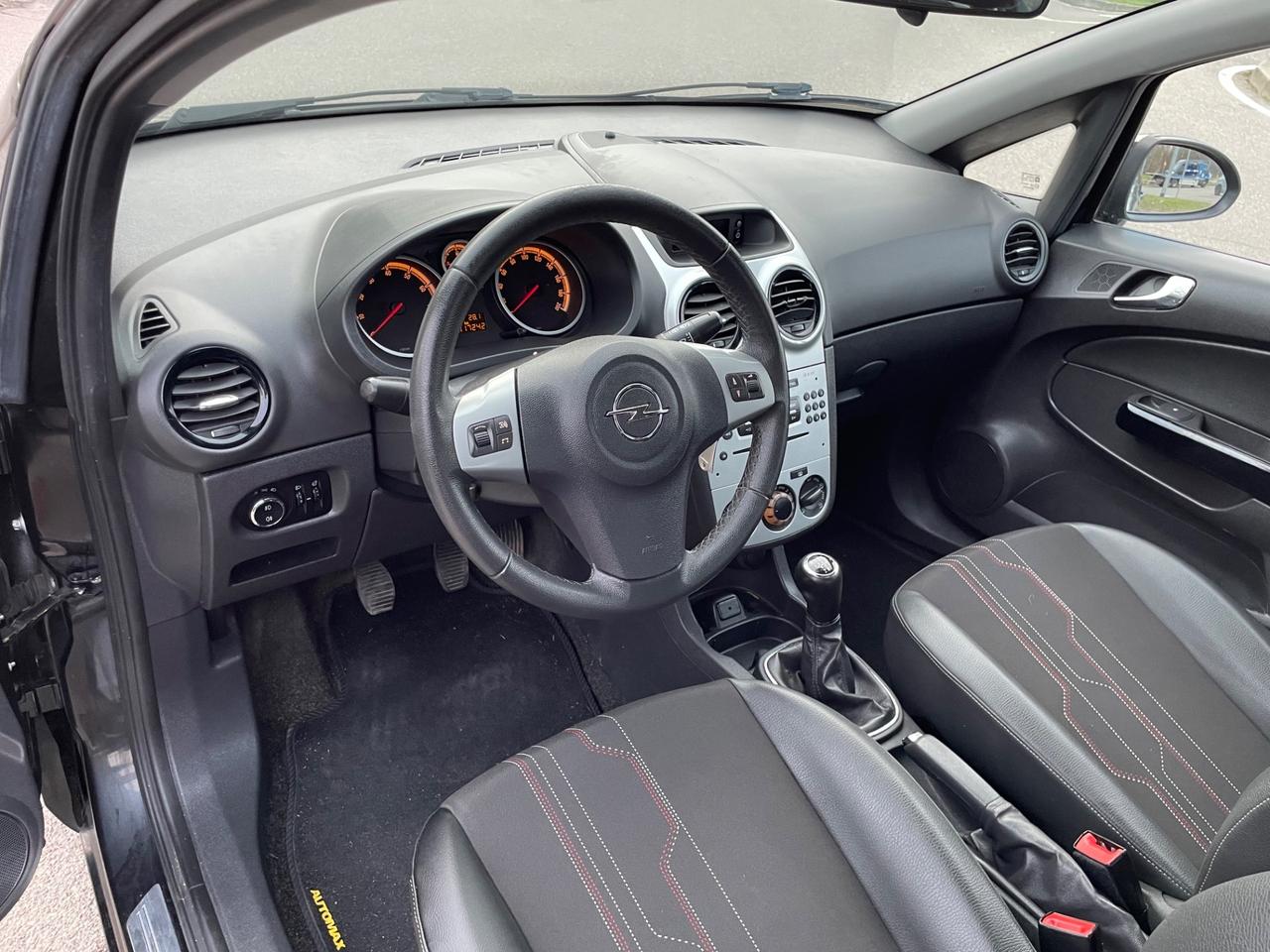 Opel Corsa 1.2 5 porte Sport* Neo patentati *